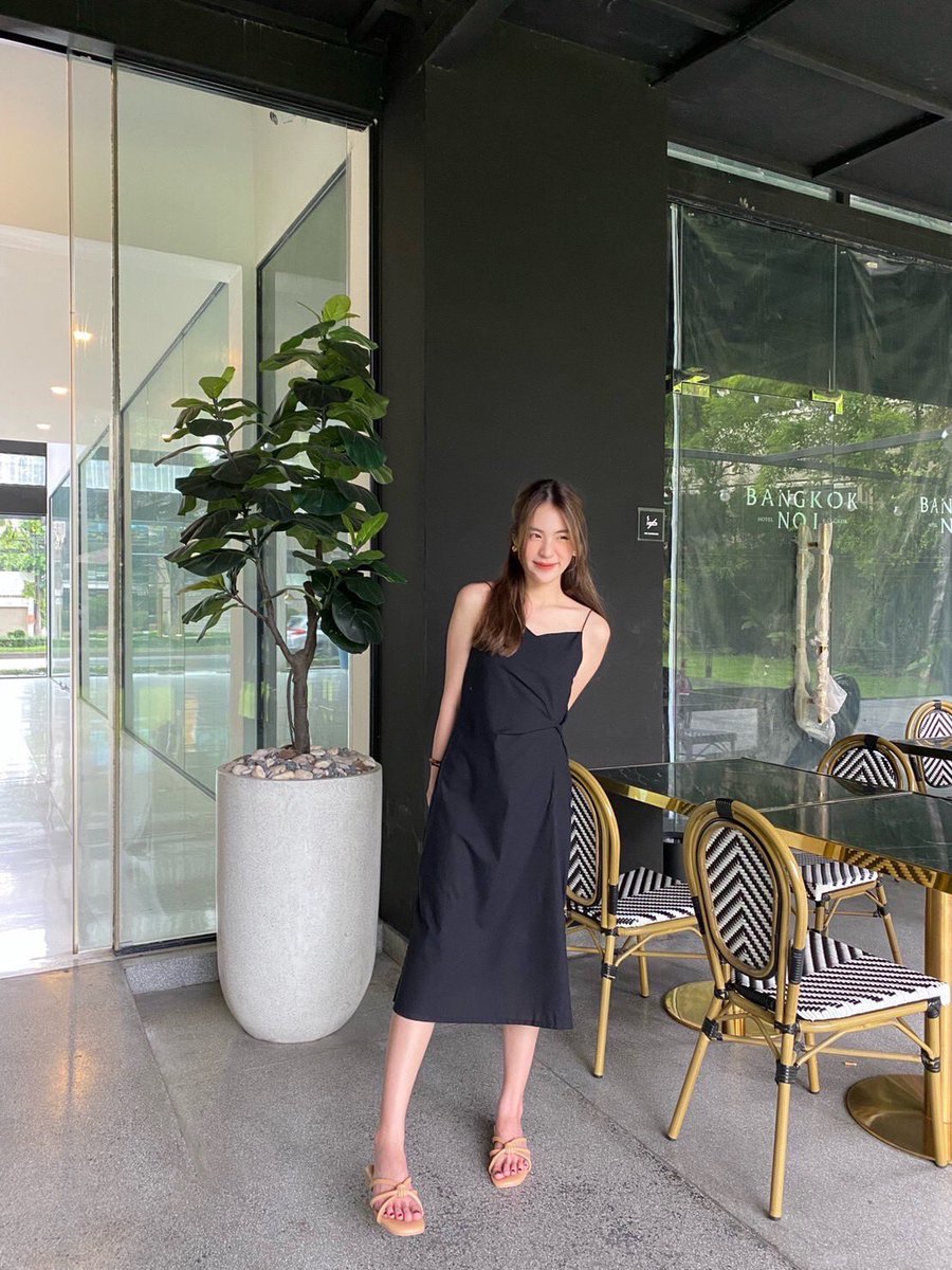 chadashoppp's tweet photo. #เดรส #พร้อมส่ง

✨ เดรสสายเดี่ยว ✨
มินิเดรสทวิสเอว ผ่าชายกระโปรงนิดๆ
รุ่นนี้ใส่น่ารักๆ มินิมอล ด้วยผ้าฝ้ายลินิน
โทนสีสวย สบายตา ใส่สบาย

🧸 อก 32” เอว 30” สะโพก 40”
ยาว 35” จากอก

⛅️ ราคา 199บาทเท่านั้นน ⛅️ https://t.co/bIspAf6NMF