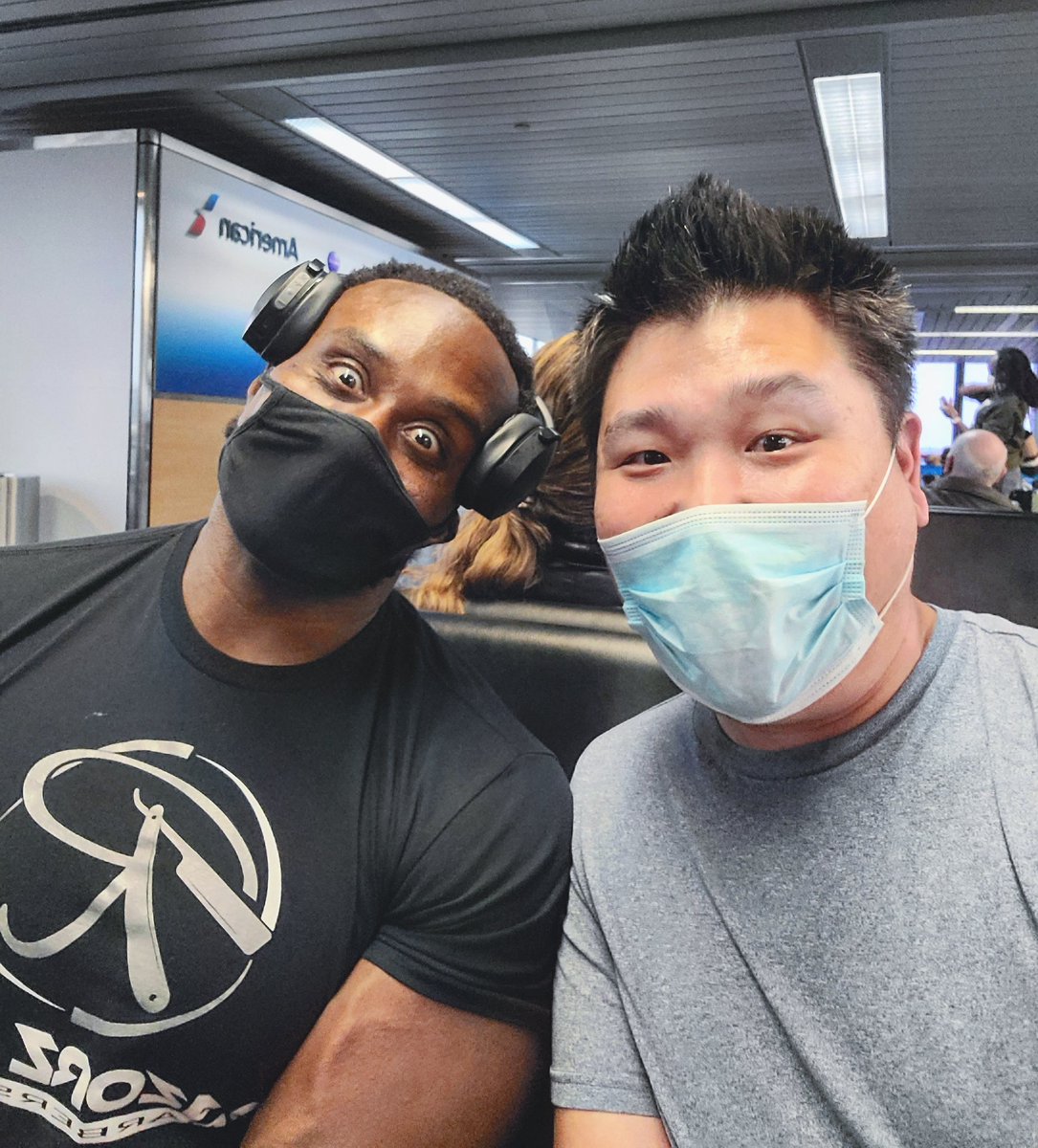 TheFuFighters's tweet photo. @WWEBigE I know you're goin through it with recovery and all. I was really apprehensive about approaching you to ask for a pic and meet ya in the airport but I'm super glad that I did! You're one of my favs, you're respected, loved and missed!!
#RebuildRedesignReclaim https://t.co/wubHe2epkW