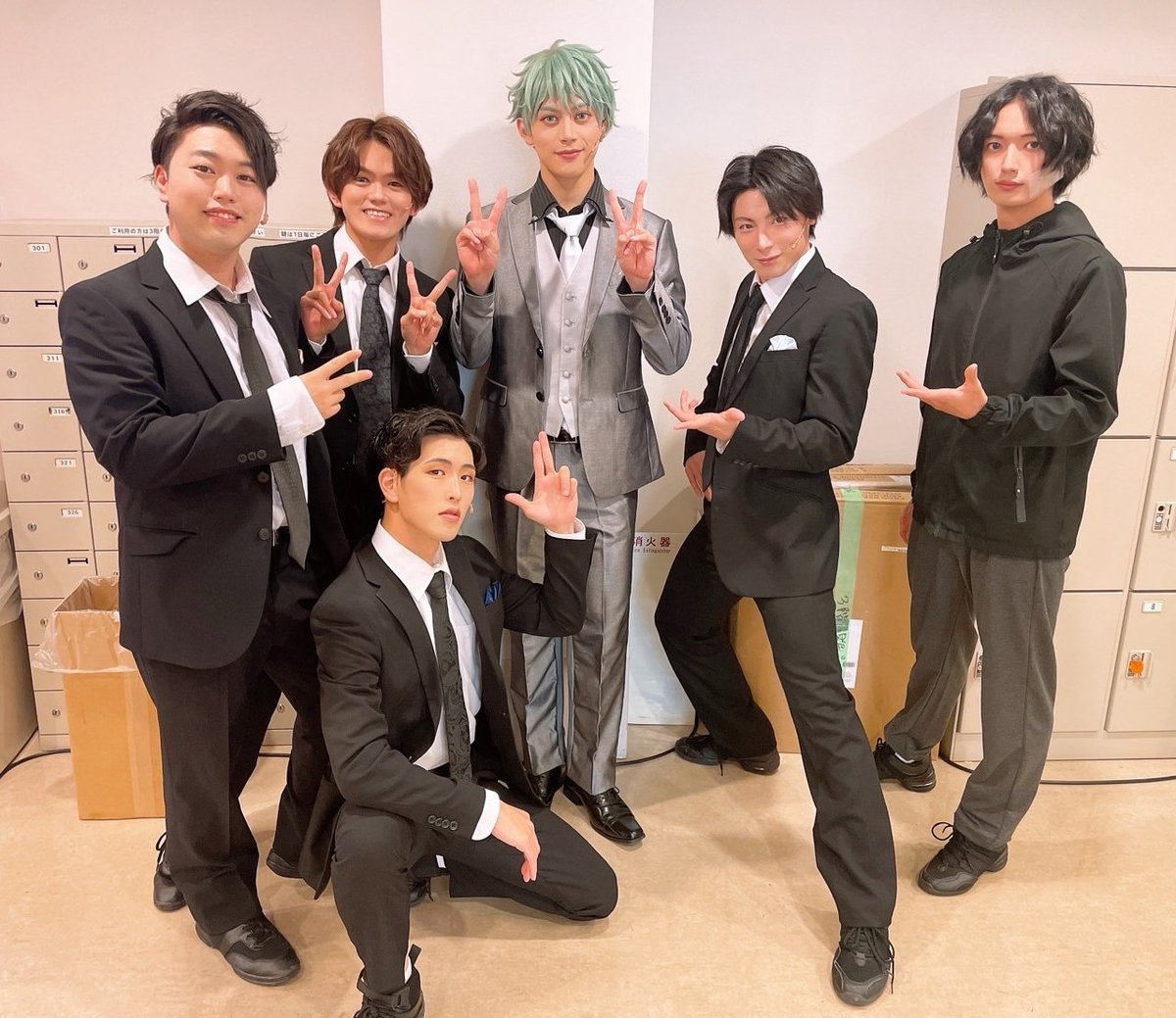 t_kunogi0929's tweet photo. #青山オペレッタ
マチネ公演が無事終えました(^^)
ご観劇ありがとうございました✨
スーツで座長と一緒に👔 https://t.co/YJqyytxHLc