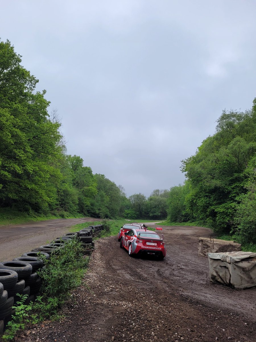 mclaren0260's tweet photo. Rally day @brandshatchofficial 

#BARSinstructor #rally #gt86 #sideways #gravel https://t.co/LihYcH8ny5