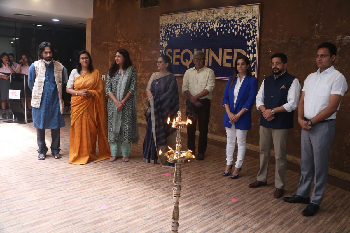 Booksenbeyond1's tweet photo. It was a pleasure to watch our #budding #authors #launch their #book ‘Sequined’ - a wonderfully #compiled short stories by the #students of Manav Rachna International School, Sector 14, Faridabad

Had a fruitful discussion with Jitender Yadav IAS, DC, Faridabad.  1/2 https://t.co/AOfD1fqwly