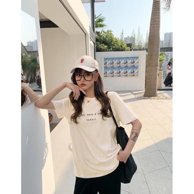 chadashoppp's tweet photo. #เสื้อโอเวอร์ไซส์ #พร้อมส่ง

✨🤍 ลาย Nice Heart 🤍✨
งานใหม่สไตล์เกาหลี

🧸 อก 44” ยาว 27”
🧸 ผ้าคอตตอน 100%

⛅️ ราคา 120 บาทเท่านั้นน ⛅️
✨ เซ็ท 3 ตัวคละได้ 340 บาท ✨ https://t.co/LFc9iyT6eI