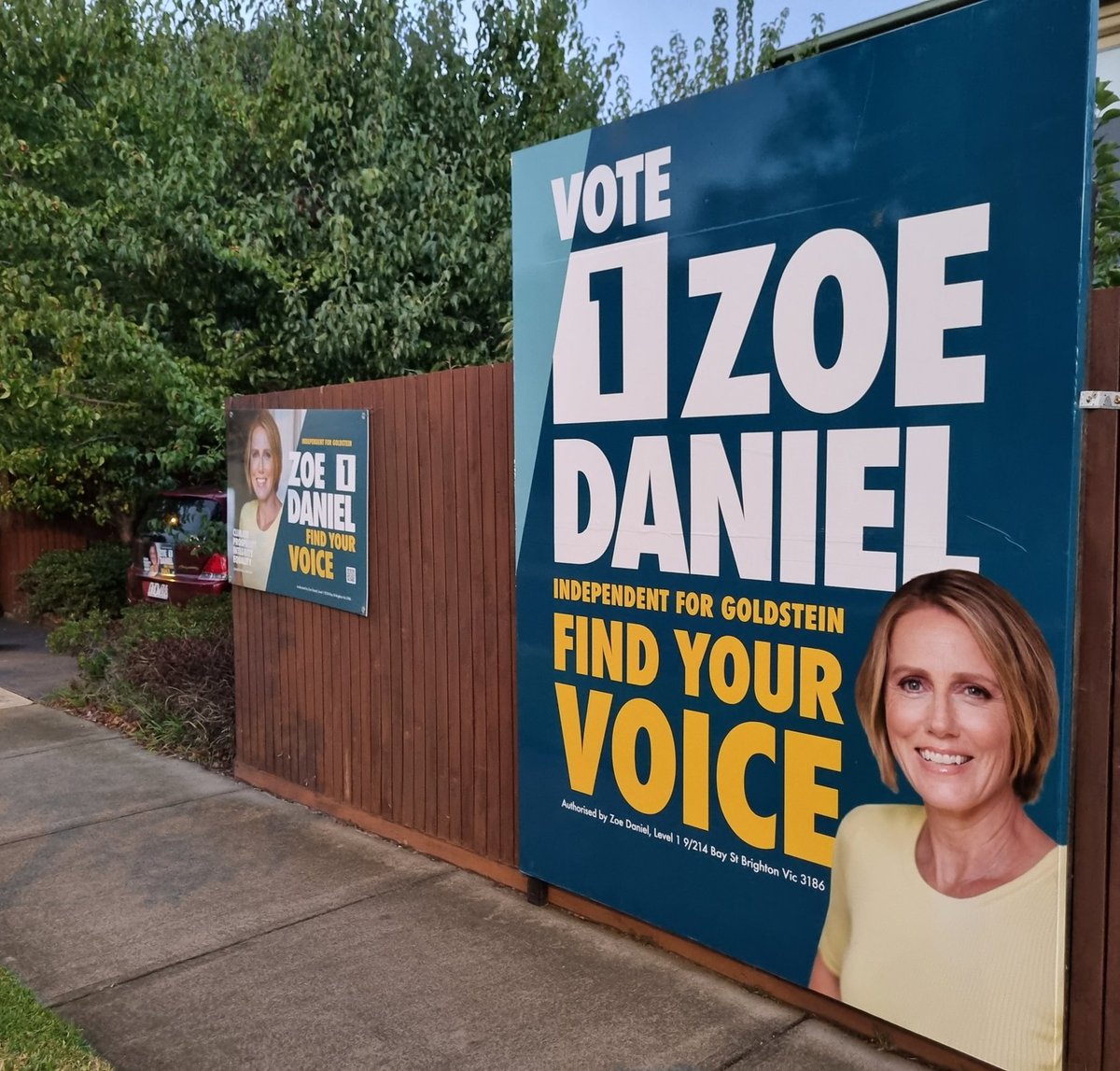 Upgraded! 😊. Team Sugy household is ALL in for #Vote1ZoeDaniel. Thanks #TeamZoe sign board team 👊🏾👊🏾. #ZoeForGoldstein 👀 👌🏾