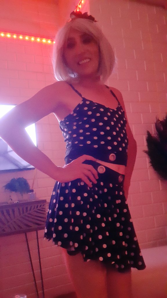 Bercsuu's tweet photo. Merhaba #corlutravesti arayıniz apyim https://t.co/Tfy7NXqrwv