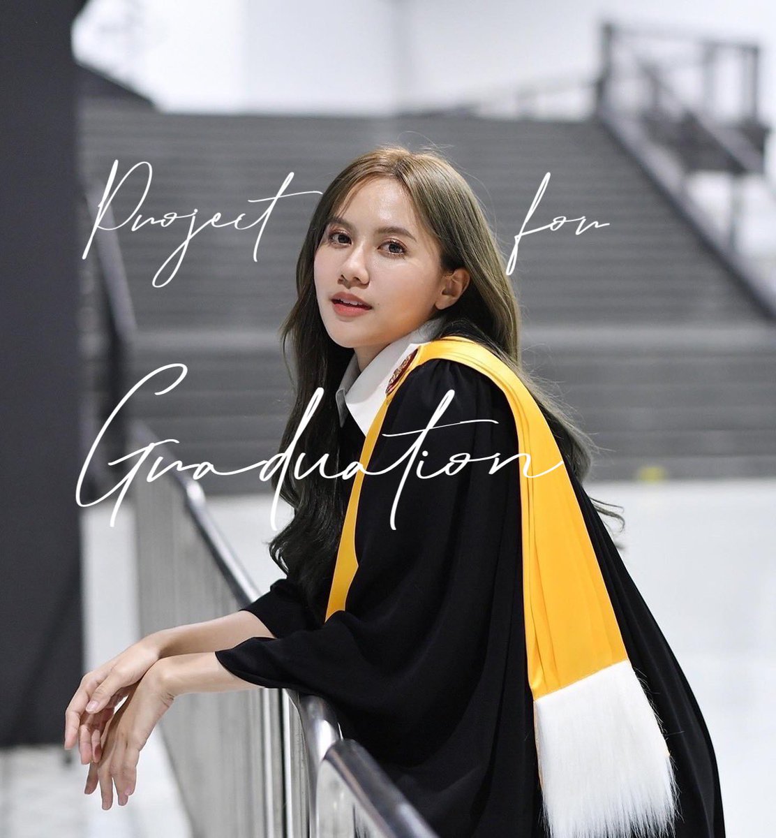 statuz_studio's tweet photo. Project for Graduation ✨
“ #HopeBloomsforMilin ”
#NamneungBNK48 ♥︎
Pre-Order : 03.05.22-09.05.22 (15.30)
Price : 390 Baht. (free shipping)
📮 : https://t.co/A8KLDshcPD
#comtus #BNK48 https://t.co/SxNy8zLH7t