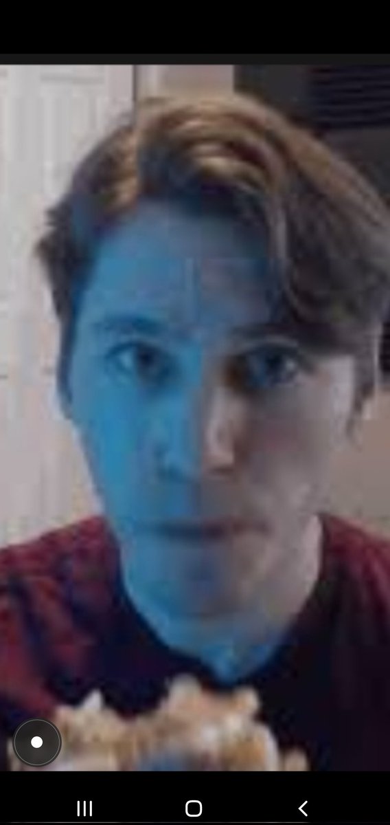 RoseRepenting's tweet image. Me trying to have a serious conversation while the breaking bad theme song plays super loud in my head