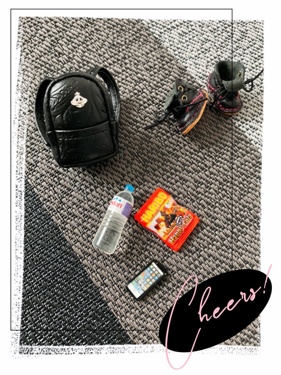 fw_closet's tweet photo. 🎁唐突にありがとう企画🎁
画像のレザーバックパックを2名にプレゼント致します！
3枚目の画像をご確認頂き、お気軽に応募下さい〜！
※バックパックのみのプレゼントです。ぬいや小物は付きません。

締切→5月11日(水)21:00 https://t.co/ODKmuk1ukh