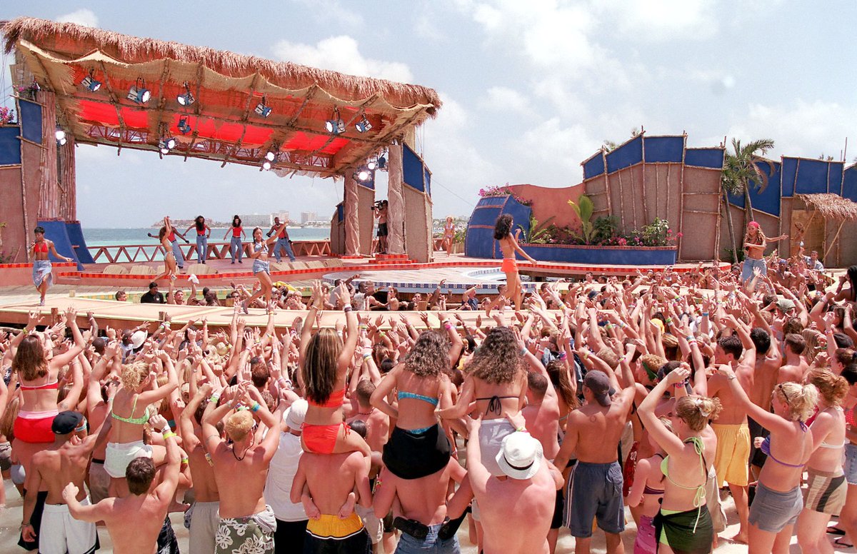 RossMadden17's tweet photo. What does everyone think about us doing an “MTV Spring Break” 
Re-Run??

I’m talking peak production ‘97 till ‘03.
Same preforming artist, Same guest

Anyone that was there, gets to re-do it.
-I’d watch it https://t.co/BUtwb7CIm7