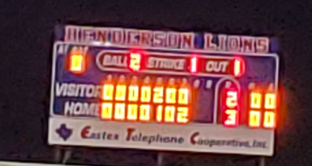 karenbogle's tweet photo. @HHSLionsBsB wins game 1 against Liberty-Elau! https://t.co/H7rqqhcQfI