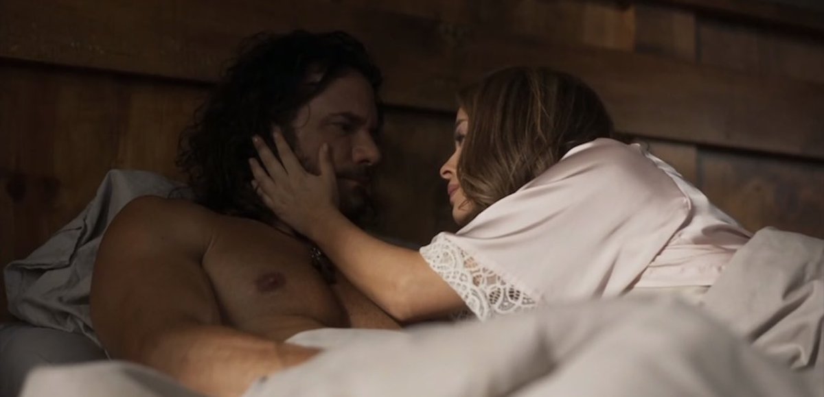 IsabelRdgz_'s tweet photo. Nuevamente me he muerto de amor 😍❤️ #NormayJuan #PasionDeGavilanes2 https://t.co/Z9upEgC4tN