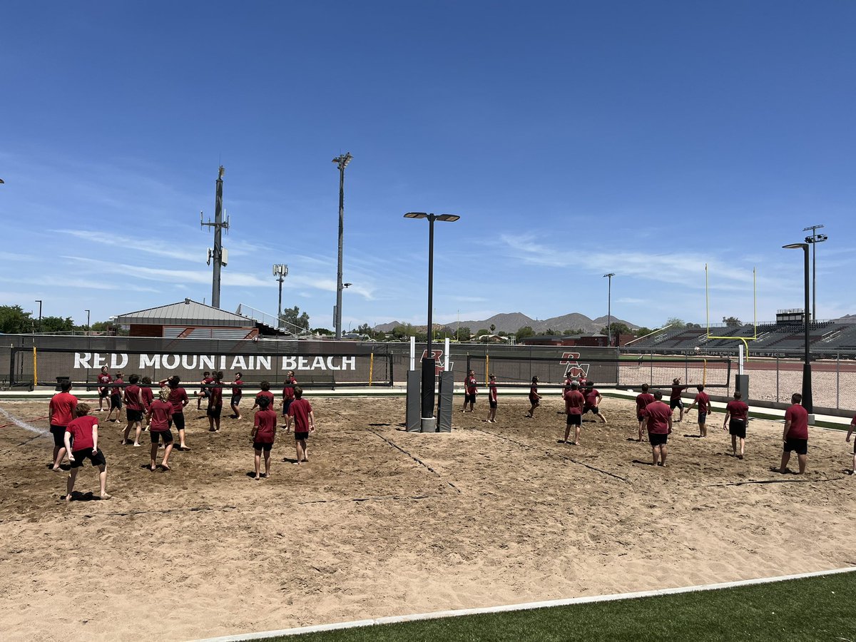 RedMtnFootball's tweet photo. Freshman love to compete! #findingwinners https://t.co/2lCKanjhA2