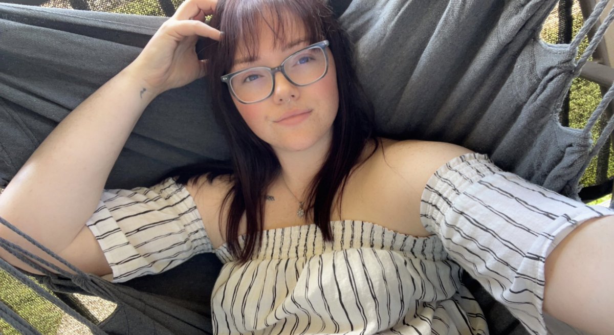 KaylaRenaeOF's tweet photo. https://t.co/BHR3uAsVS7 really wanna fuck in my hammock chair that’s on my balcony 🫦
#KaylaRenae #Indiana #OnlyFans #OnlyFansIndiana #OnlyFansIN #OnlyFansIND #IndianaGirl #IndianaOnlyFans https://t.co/0to9wkRi52
