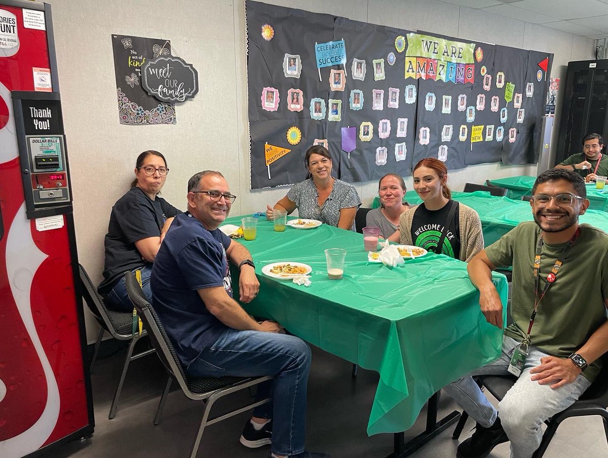 Casey_Cougars's tweet photo. A great end to Teacher Appreciation Week 2022! We laughed, we ate, we played Teacher Survivor, but most importantly, we appreciated each other. 💚 https://t.co/vY7z8wkRsI