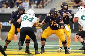 AKalaniuvalu's tweet photo. After a great talk with coach @Angus_McClure @Coach_Sooto I am thankful to announce I have been offered a D1 scholarship to play football at the University of California Berkeley. Thank You to my Coaches at @T_BirdFootball for supporting me through this journey. Go Bears🐻!! https://t.co/7uBtEDD7Lm