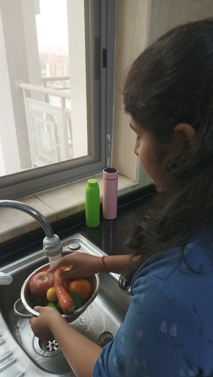 rithika_19's tweet photo. "So much of who I am, is because of who you are". To Mom : A blissful break from this week's responsibilities along with A Jeffery Archer collection as a treat for your sacrifices.๐
#laboursoflove
#HappyMothersDays
@Fatima_Martin @GNMS_Tigers @TeresaRusten @PriyankaGeorg10 https://t.co/R18qm2Nq2j