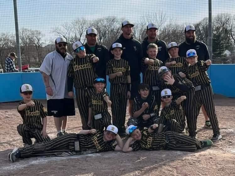 4SABall's tweet photo. 4SA baseball teams are heading to Arkansas this weekend to play in a usssa tourney. We have 13 teams from Nebraska going down. We will have 300+ people in attendance at the @VandyBoys game vs Arkansas on Friday night. Hopefully Vandy likes our jerseys! https://t.co/nHcwINqPwn