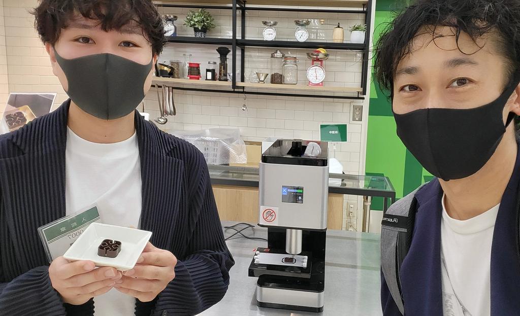 HomeiMiyashita's tweet photo. 新宿の東急ハンズ4階で実演販売されてるので、ぜひ行きましょう!5月10日までです! #bytebites https://t.co/jVPFt8gY3k