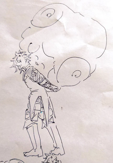 くちゃくちゃの紙しかない😂帰ったら落書きしたいよ〜 