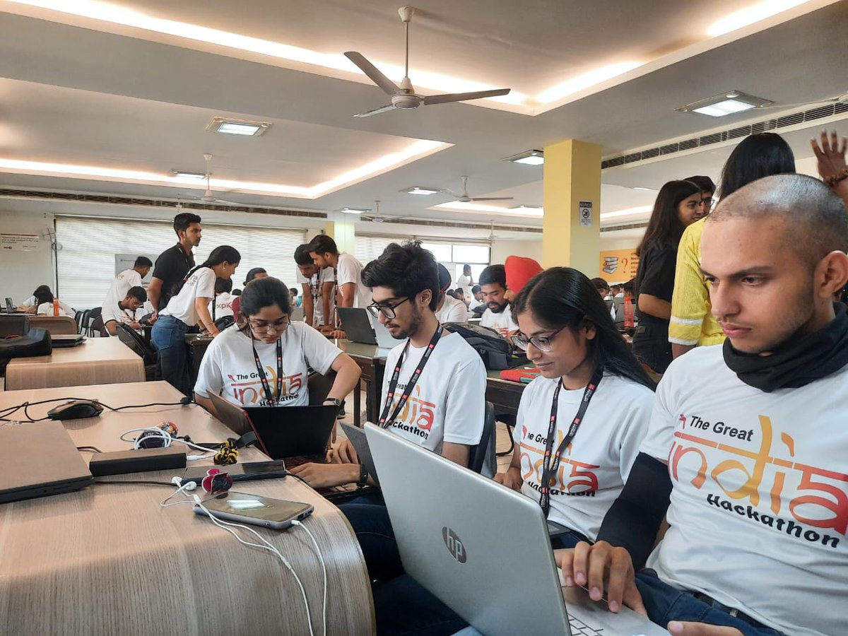 Reskilll's tweet photo. Day 2 Chitkara University

Participants of The Great India Hackathon presenting their ideas to the mentors- living, breathing, dreaming #codekaregaindia

#community #technology #cloud #university #developer #azure https://t.co/cj0Zp2onXb