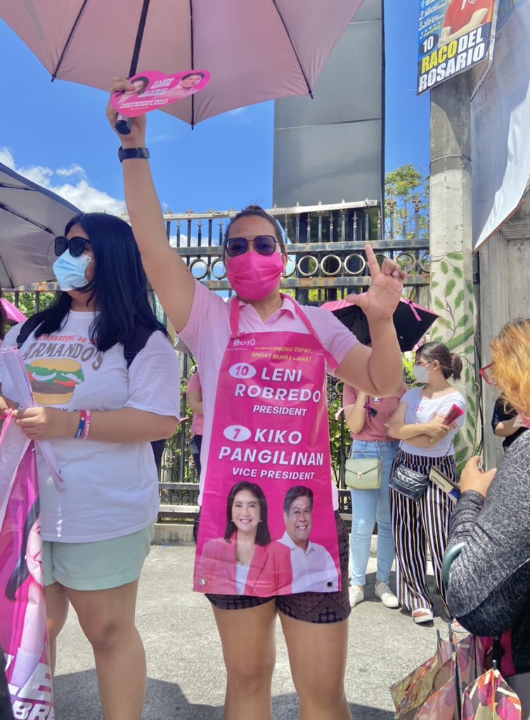 edztranger6's tweet image. Noong 2012, nangangarap ako na sa loob ng SAMPUNG taon gusto kong maging PRESIDENTE ng aking sariling KUMPANYA.

Ito pala ang nangyari…

Ngayong 2022, 10 ang numero ng gusto kong maging PRESIDENTE at ang aking IKAKAMPANYA hanggang dulo.

#10RobredoForPresident 
#LetLeniLead