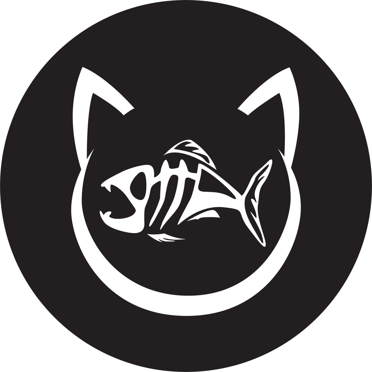 catverses's tweet photo. Crazy Cat Deals is here! 

What is it? Get 3 catverses creatures to unleash the New Identities. 

Remember this is a key for you. 🔑 

Who want whitelist? Owning the whitelist will get you an opportunity to.. 

1. Purchase 3 with 0.07 BNB 
2. 0.02 BNB Cashback
3. One custom 

Pur https://t.co/XyBDQqgvGO