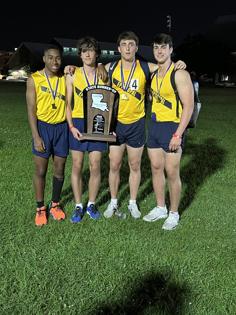 Proud of you <a href="/DarmondThomas/">Thomas DArmond †</a> State Champs in the 4x4 and team finished state runner up!  Happy for you to share this with a great friend <a href="/DrydenDuggins5/">DrydenDuggins✝️</a>   What a way to go out!