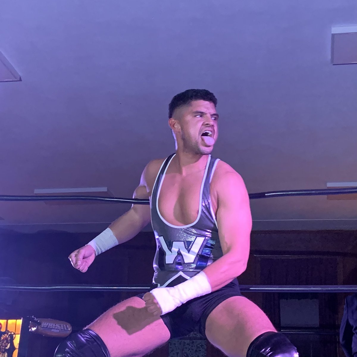 MofetaFromBklyn's tweet photo. 4th Match: @KCwrestles vs. @bobbywaywardcom https://t.co/by2YgQFnYn