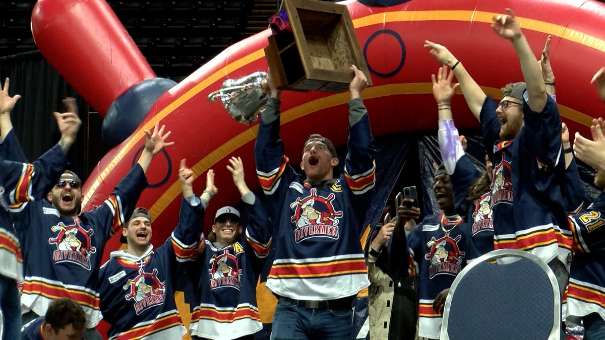 KurtPegler's tweet photo. Video and interviews from Rivermen parade and rally

Story: https://t.co/x9knUUz33i https://t.co/PCk3FdVJCl