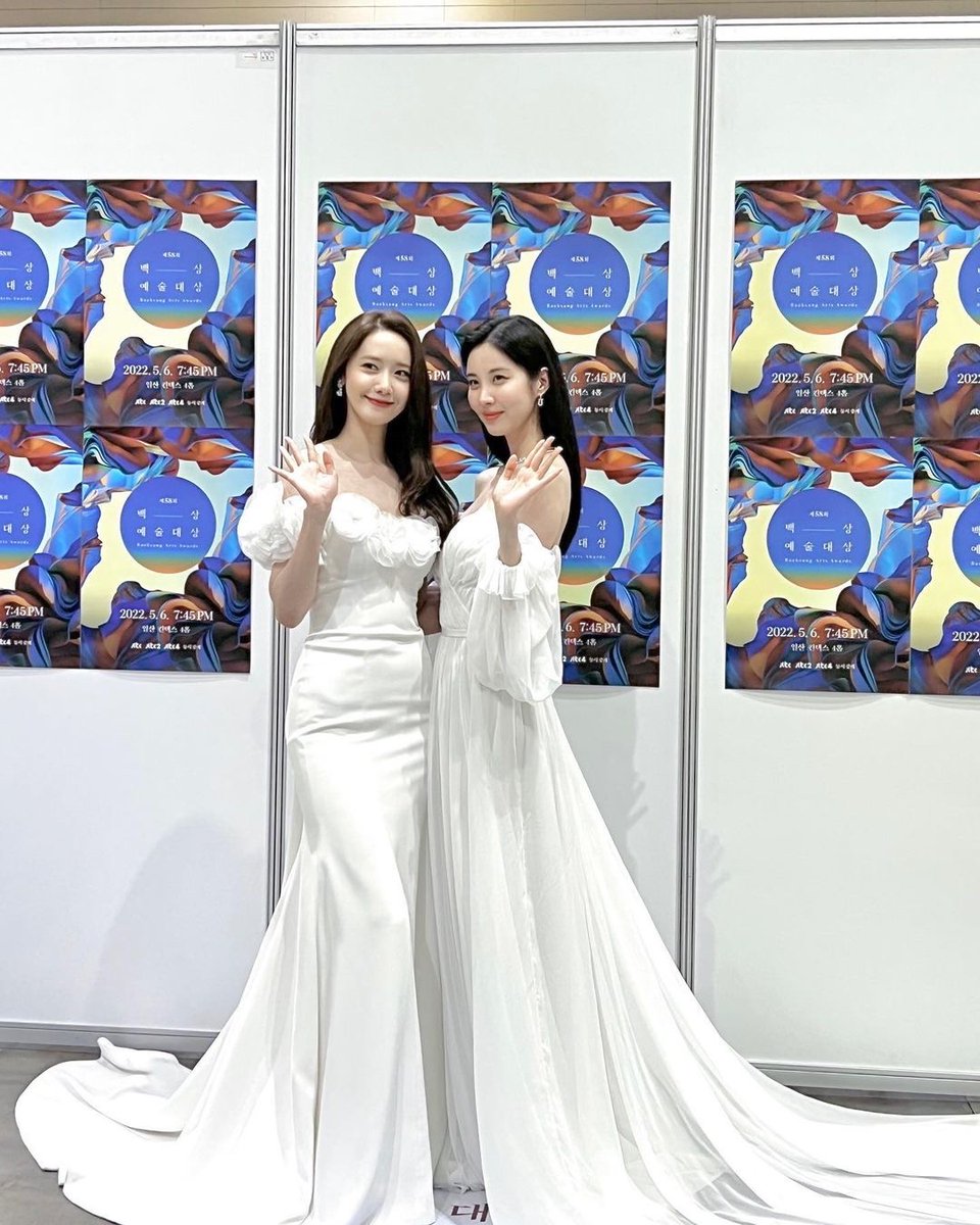 백상에서 재회한 윤현👭역시 소시는 화이트죠🤍
#seojuhyunstagrm
instagram.com/p/CdPjrhvLUyT/…