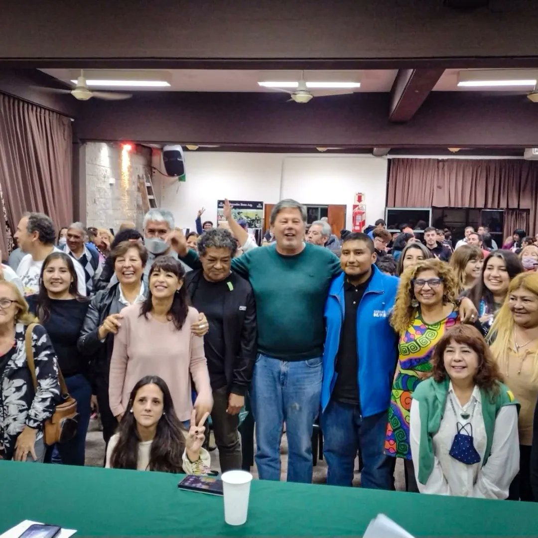 Unidad_Docente_'s tweet photo. Viernes 6/5
¡Gran cierre de campaña de la Lista de #UNIDADDOCENTE!
#otrosindicatoesposible https://t.co/ebyQhCoZJt