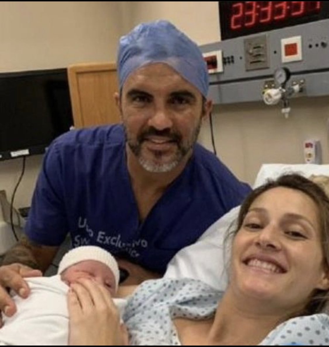 infoftorrente's tweet photo. NACIÓ LUCA CUBERO 😍🥰 
Felicitaciones @MicaViciconte y @5poroto ! A disfrutarlo 🤩 https://t.co/TKKdFnwBSs