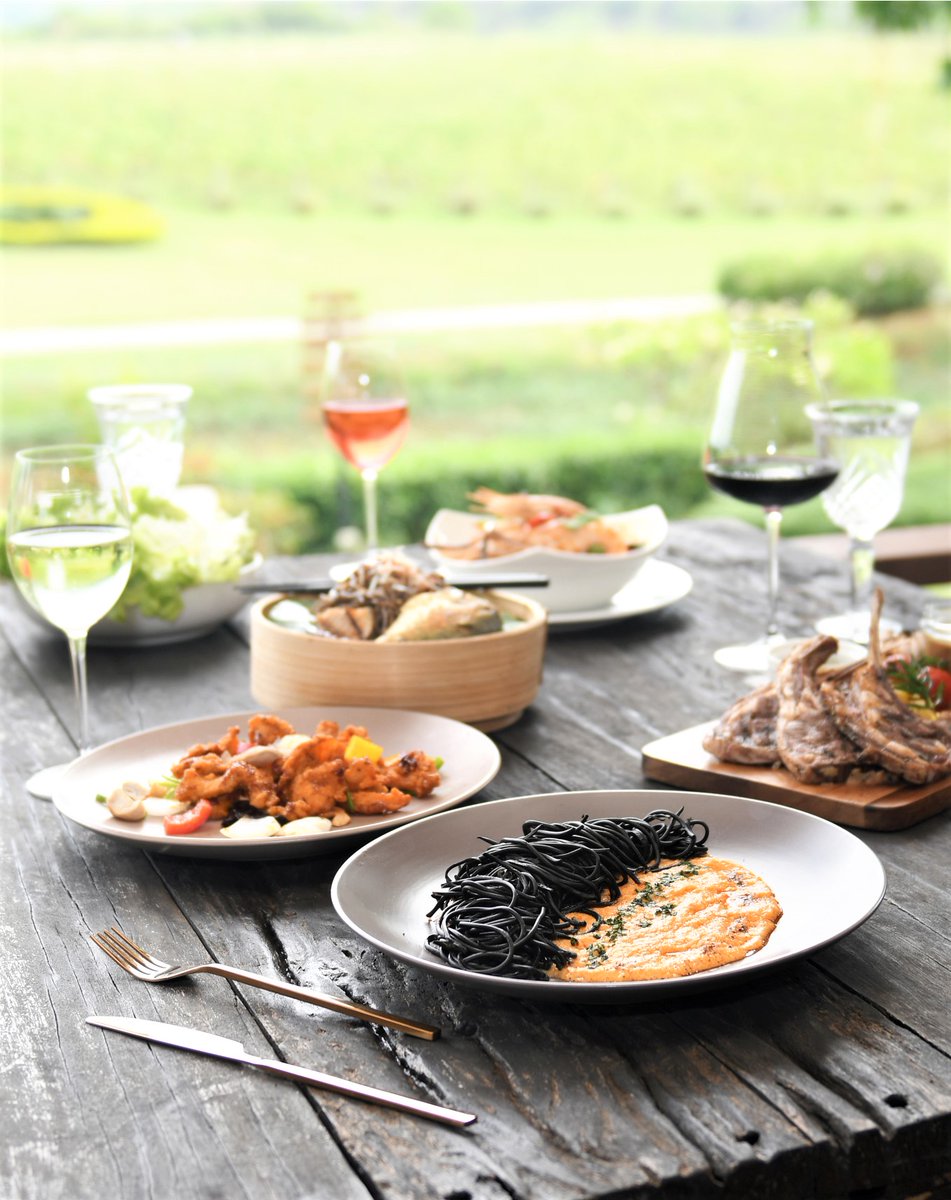 PBKhaoYai's tweet photo. Tomorrow, May 8th is Mother’s Day 👩❤️👨 around the world; the perfect occasion to take mom & the family for a great lunch or dinner at the Great Hornbill Winery Restaurant #PBValley #MothersDay #diningwithaview #Vineyard #Winery #FarmTours #SHAPlus #FoodandTravel #Khaoyai #Thailand https://t.co/lEBA39TuiN