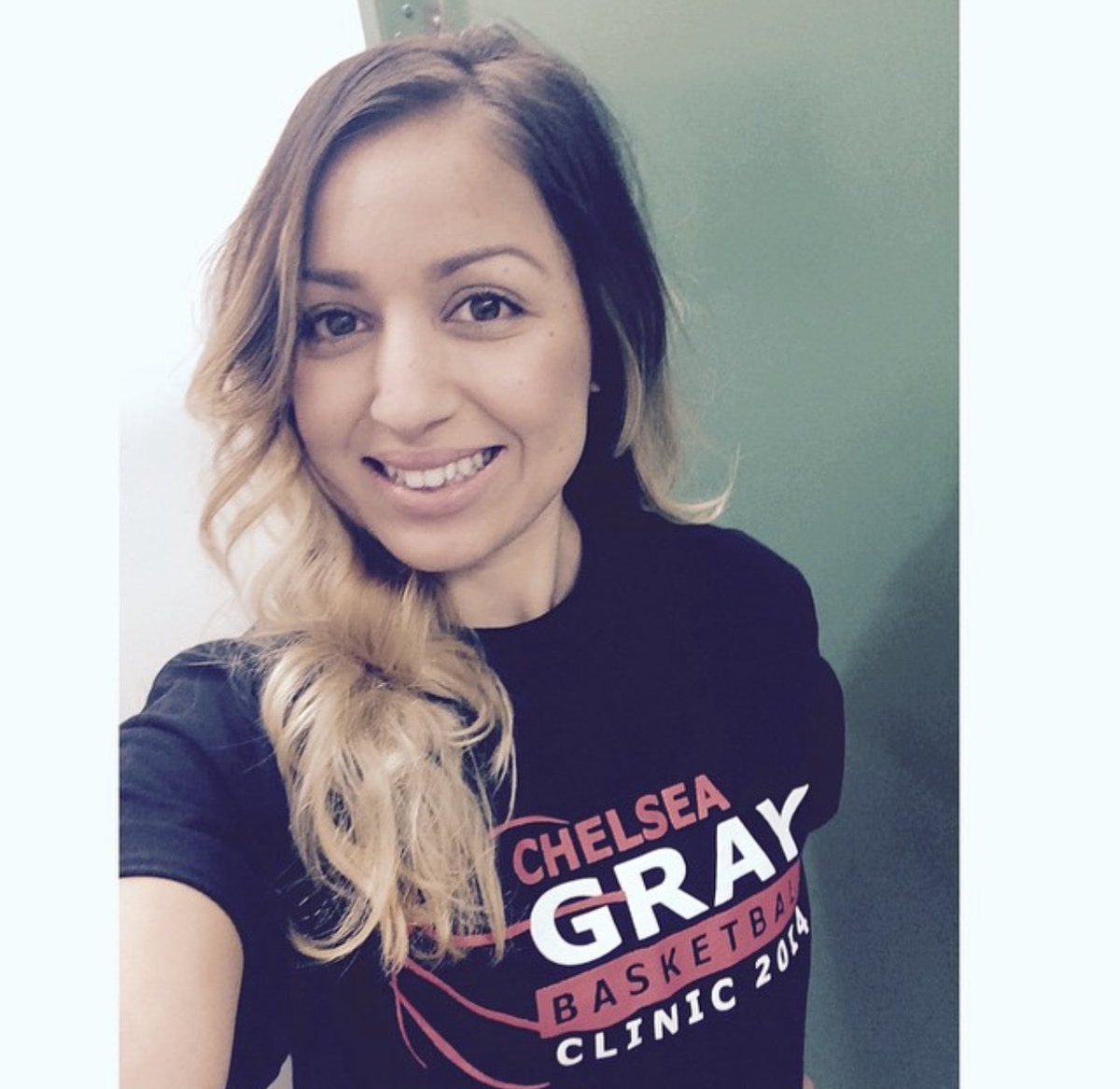 salina_g_'s tweet photo. 7 years ago, I got volunteer at the @cgray209 clinic .. such an inspiration to not only Women’s bball but to the 209 as well.. congrats on tonight’s win @LVAces #WNBATwitter #WNBATopShotThis #supportwnba #supportwomensbball #wnba https://t.co/9l3ABLQbqD