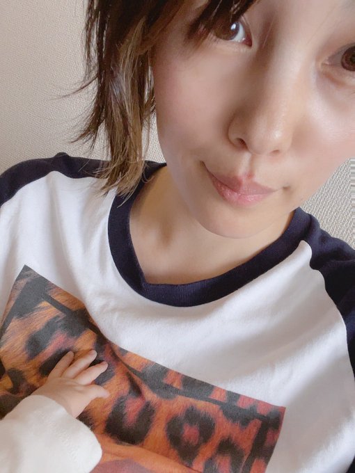 寝た⁉️👶⁉️ https://t.co/wnerxZQlf8