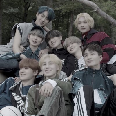 1uvlyden's tweet photo. <3 https://t.co/gM5Mfu6iFt