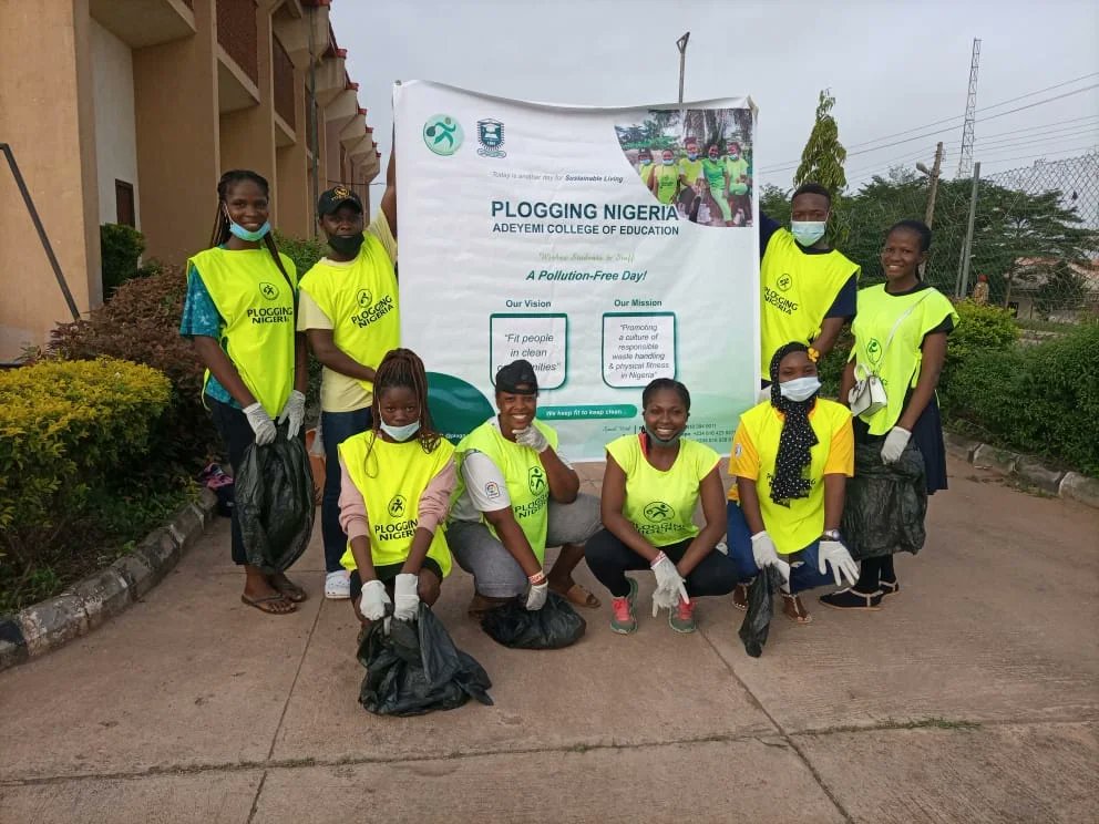 ploggingnigeria's tweet photo. #ACEPloggas
@PloggingACE
#PloggingClubACE
#PloggingNigeriaClub
#WeKeepFitToKeepClean
#FitPeopleInCleanCommunities
A photo thread... https://t.co/xyXatNe6GI
