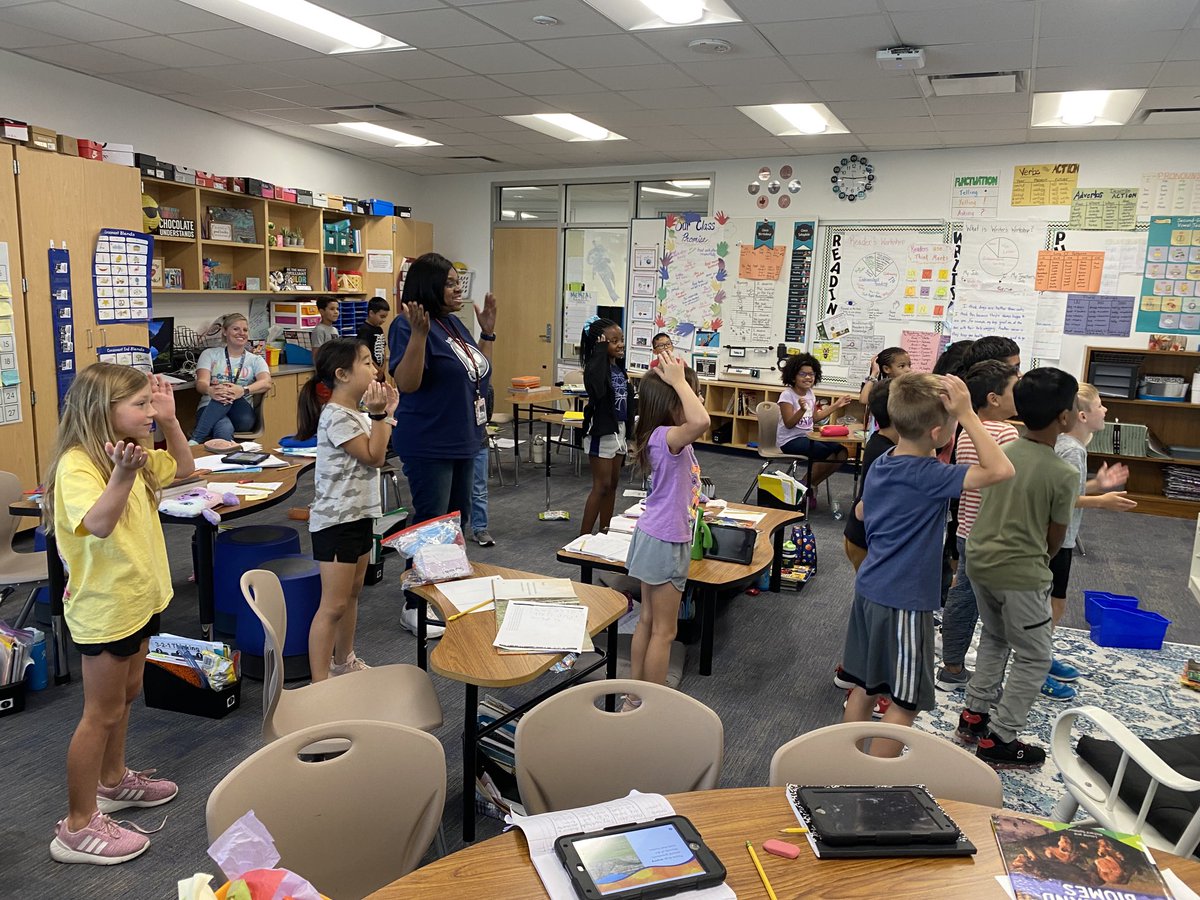 Donna Fry tweet media