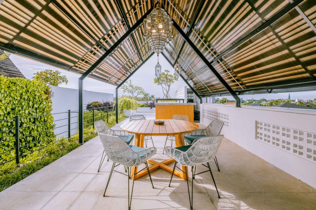 nftrvl's tweet photo. #sneakpeek 

more preview of Bali villas that our @nftrvl
holder can pick for their free stay complimentary.

Cant wait to see you all there. 
join https://t.co/mNdMY6iCoh to get your WL spot NOW!

#beachlife #beachbody  #NFTCommumity #NFTProject https://t.co/pVYIskW7kd