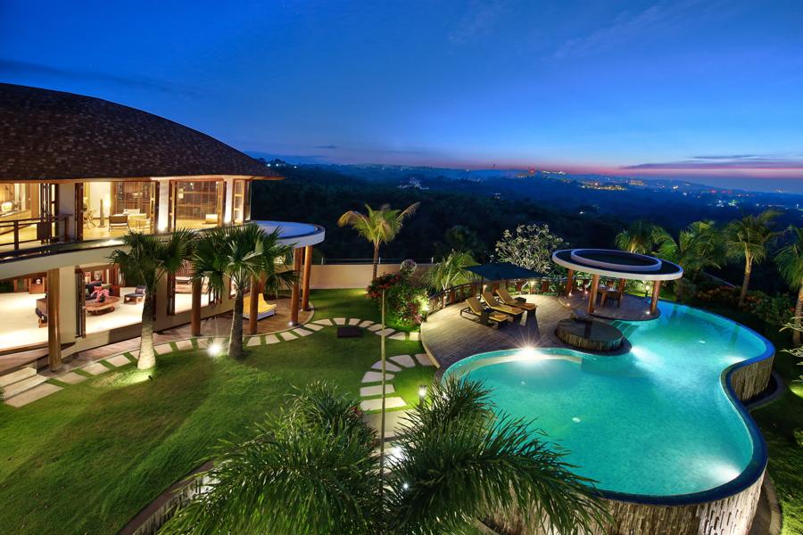 nftrvl's tweet photo. #sneakpeek 

more preview of Bali villas that our @nftrvl
holder can pick for their free stay complimentary.

Cant wait to see you all there. 
join https://t.co/mNdMY6iCoh to get your WL spot NOW!

#beachlife #beachbody  #NFTCommumity #NFTProject https://t.co/pVYIskW7kd