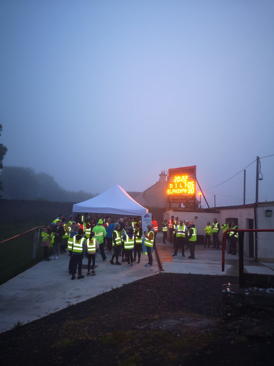 ElphinGAAClub's tweet photo. What a fantastic morning for the Darkness into Light Walk! Thank you to everyone who attended it was brilliant to see such a great crowd 💛 together we are stronger 💛 #DarknessIntoLight #dil #elphingaa https://t.co/5k7HFTFSXU