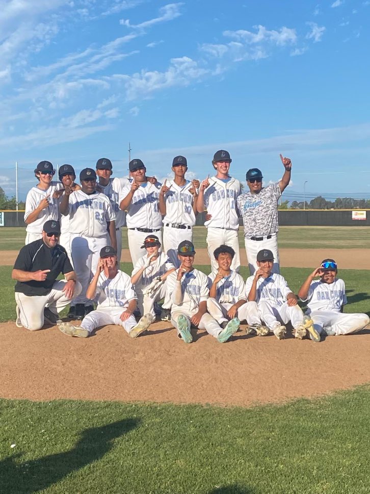 ECapbaseball's tweet photo. Congrats to our Frosh baseball team for winning CCC!!! #cochamps!!! #studs #froshbaseball #coachx #coachschanzzzzz https://t.co/uVIfSDPUlw