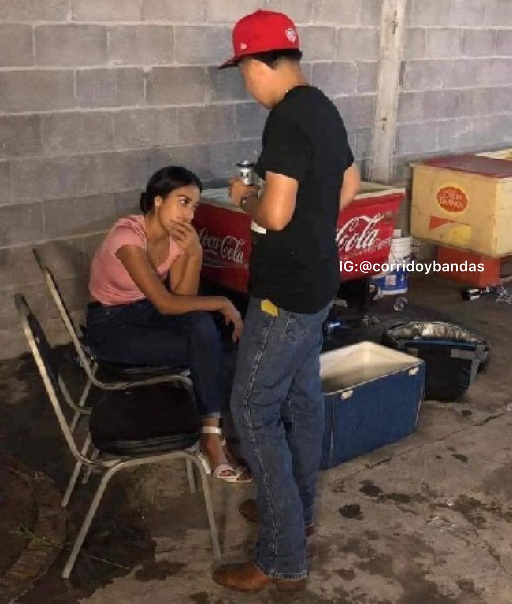 corridosybandas's tweet photo. Ya te dije que no ando pedo ando alegre, irala ya te enojaste https://t.co/Hdg8myKCwJ
