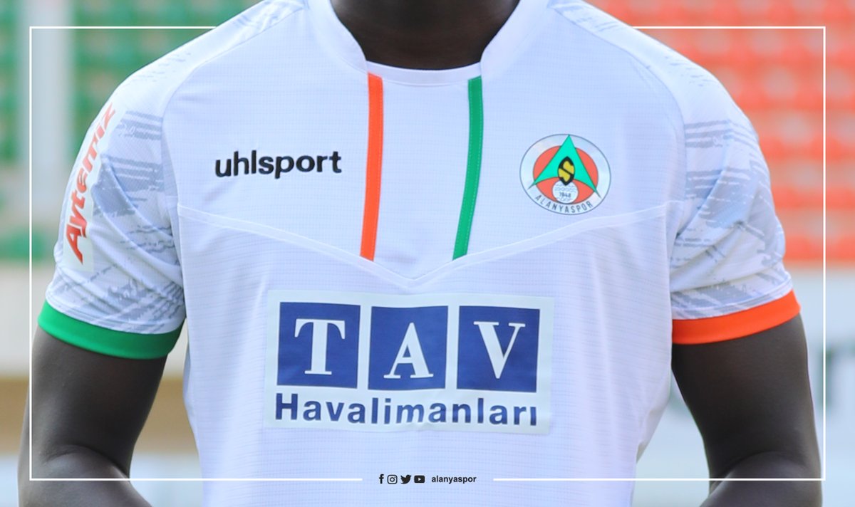 Alanyaspor's tweet photo. 💚🧡 Bugün 'beyaz' forma ile sahadayız!
#AdanademirAlanya https://t.co/w6ezDJhy8y