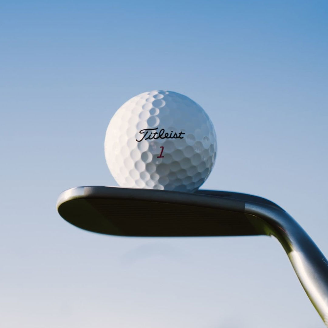 Golfgeardirect's tweet photo. The #1 Ball In Golf 🥇🙌

The @Titleist @TitleistEurope Pro V1 is EVERYTHING you need from a Golf Ball. 👀 It offers the greatest combination of speed, spin and feel. 🔥🔥

SHOP NOW ➡️ https://t.co/NBgPhJ5fyJ

#Golf #EverythingGolf #SeriousAboutGolf #DedicatedToTheSeriousGolfer https://t.co/zVaCM8FKs7