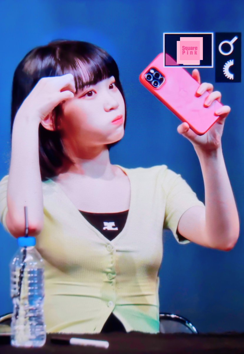 220507 팬싸인회 

📸✨
#김채원 #KIMCHAEWON #르세라핌 #LE_SSERAFIM