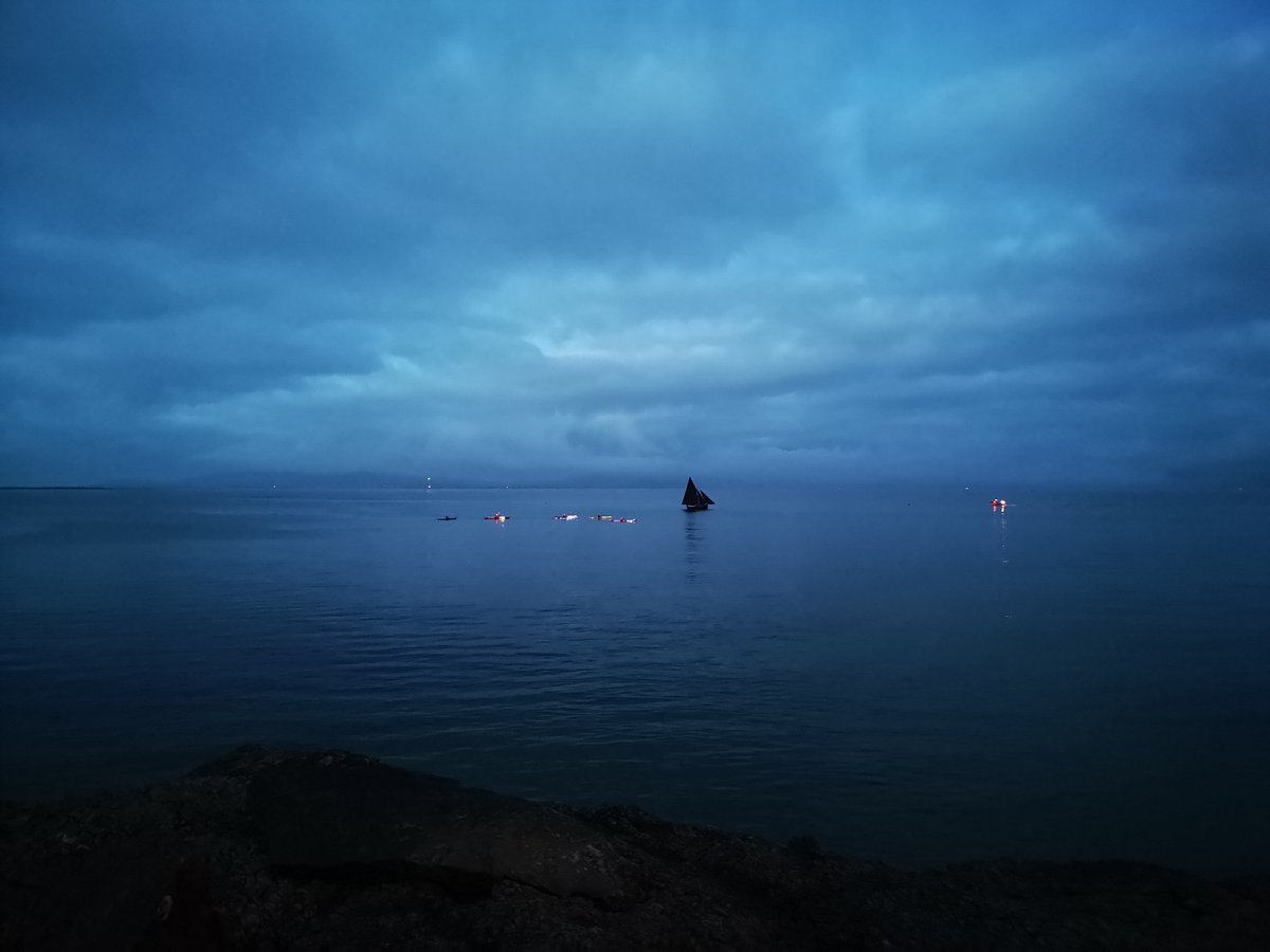 clairesmcg's tweet photo. #DarknessIntoLight Galway. Thousands of people in hundreds of locations in Ireland and around the world went for a walk at sunrise this morning in aid of @PietaHouse. 
Suicide helpline: 1800 247 247. Donate: https://t.co/cPQBDVwsfp
#DIL2022 https://t.co/yneizFO8to