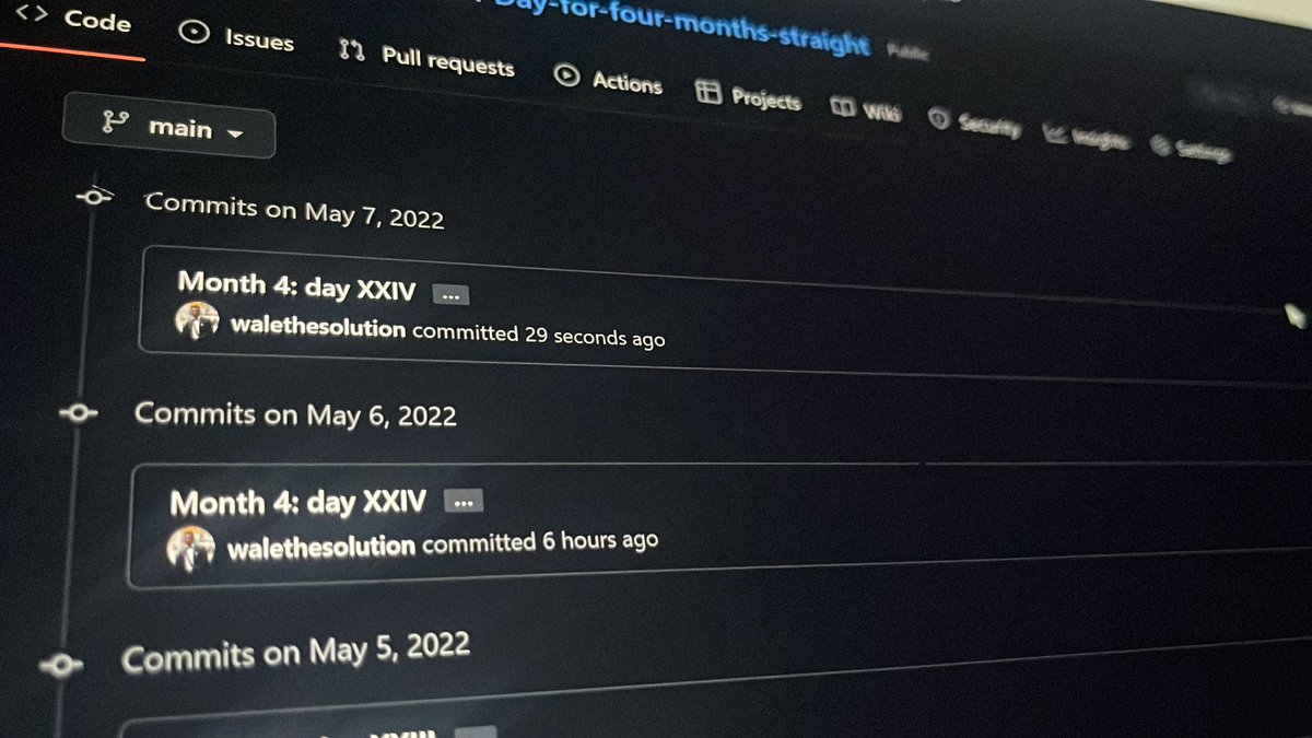 olawaleAndrew2's tweet photo. Month 4: clocking out day XXIV, #EightHour #coding #BlackTechTwitter https://t.co/AmQSZL56mA