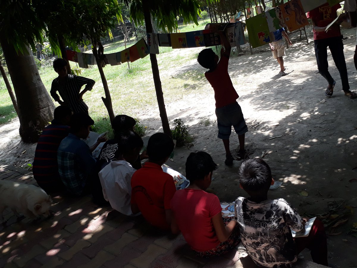 Afd_ngo's tweet photo. Community library is a means to reach out to those children per se who are out of the ambit of Education. The initiative aims to create a connect via books to keep these children in touch with books. The target children are the drop outs &amp; children engaged in child labour. https://t.co/b4injFSuDi
