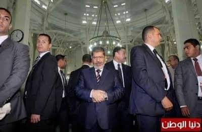 NehadMo74979032's tweet photo. @thWm3ojg2KigZYf يا ولاد الككككلب وكانك مهم قوي وبيحرسوك الف وهو بيصلي ومبحلق  شايفني 🤮 https://t.co/nWsiuhdSNI