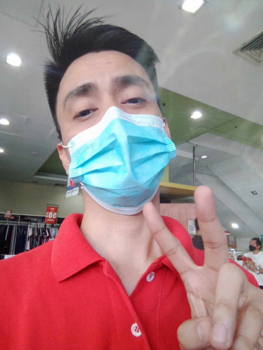 nathans29134419's tweet photo. Bili muna foods and drinks bago pumunta miting de avance ng uniteam.kitakits mga ka-uniteam.

PULA ANG PILIPINAS
#BringBackMarcos
#MarcosDuterte2022 https://t.co/oqmp4fdQBl